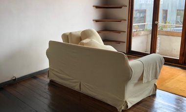 Depto 2 dormitorios con estacionamiento en corazón Cerro Alegre