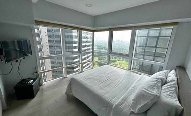2BR Condo Unit For Rent at Fort Victoria in BGC