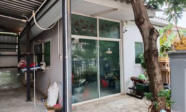 บ้านสวยหลังมุมส่วนตัวหาไม่ได้แล้ว !! ขายถูกมาก !! บ้านเดี่ยว  หมู่บ้านพฤกษาวิลเลจ 1 (ลำลูกกา-คลอง 5)  ขนาดพื้นที่ใช้สอย 232 ตร.ม.พื้นที่ 58.3 ตร.ว.เหม