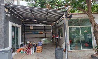 บ้านสวยหลังมุมส่วนตัวหาไม่ได้แล้ว !! ขายถูกมาก !! บ้านเดี่ยว  หมู่บ้านพฤกษาวิลเลจ 1 (ลำลูกกา-คลอง 5)  ขนาดพื้นที่ใช้สอย 232 ตร.ม.พื้นที่ 58.3 ตร.ว.เหม