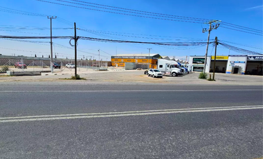 Oficinas con Terreno en Renta a 3.5 Km del AIFA
