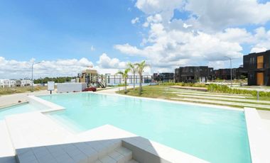 BATULAOV1B12XX: For Rent Semi Furnished 2BR Town House in Batulao Artscapes Commune