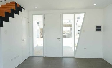 BATULAOV1B12XX: For Rent Semi Furnished 2BR Town House in Batulao Artscapes Commune