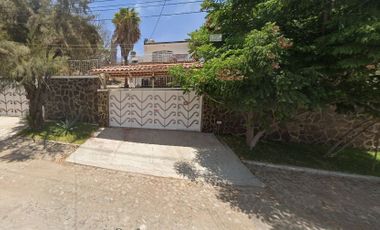 Casa de RECUPERACIÓN BANCARIA, gran oportunidad para invertir en Chapala Haciendas, Chapala, Jalisco. FIRMA DE SESIÓN DE DERECHOS ANTE NOTARIO.