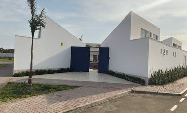 REMATO terreno de 344 metros en Condominio Oasis de Paracas USD 110,000 Negociables.