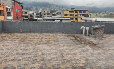 CASA COMERCIAL EN VENTA - SECTOR SOLANDA