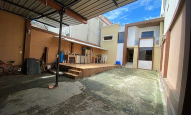 Casa en Venta Frente al Terminal Terrestre de Portoviejo