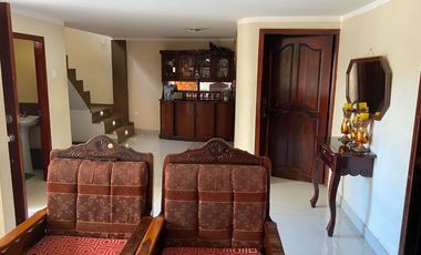 Casa en Venta Frente al Terminal Terrestre de Portoviejo