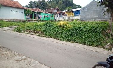 Di sewakan : 32 Tumbak Tanah Strategis Komersil Pinggir Jalan Hj Gofur, Randukurung, Pakuhaji, Bandung Barat
