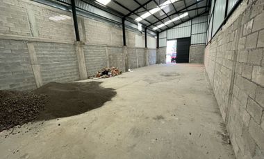BODEGA EN RENTA CON UN AREA DE 197 M2. AV AMERICA Y PANAMA METROPOLIS 2 TARIMBARO MICH.