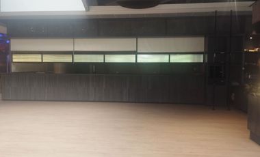 F19C5 Local en arriendo en el sector Loma de los Benedictinos
