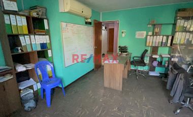 Vendo Casa (local comercial y Dpto) En Zarate. Excelente Ubicacion