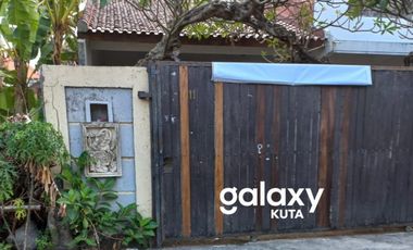 DIJUAL RUMAH SEMI VILLA 2 LANTAI DI TUKAD BATANGHARI PANJER DENPASAR, BALI