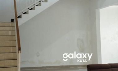 DIJUAL RUMAH SEMI VILLA 2 LANTAI DI TUKAD BATANGHARI PANJER DENPASAR, BALI