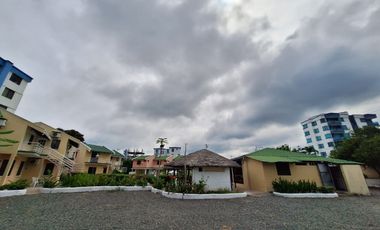 VENTA HOSTERÍA SECTOR TONSUPA - ESMERALDAS