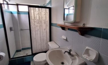 VENTA HOSTERÍA SECTOR TONSUPA - ESMERALDAS