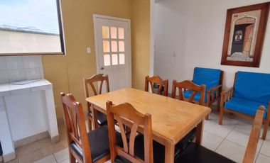 VENTA HOSTERÍA SECTOR TONSUPA - ESMERALDAS