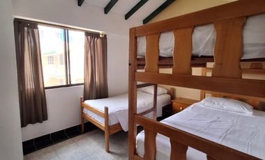 VENTA HOSTERÍA SECTOR TONSUPA - ESMERALDAS