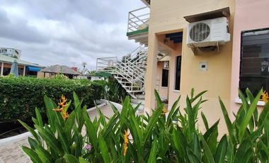 VENTA HOSTERÍA SECTOR TONSUPA - ESMERALDAS