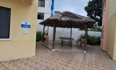 VENTA HOSTERÍA SECTOR TONSUPA - ESMERALDAS