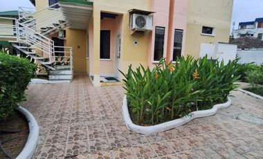 VENTA HOSTERÍA SECTOR TONSUPA - ESMERALDAS