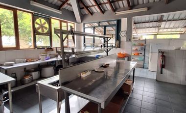 VENTA HOSTERÍA SECTOR TONSUPA - ESMERALDAS