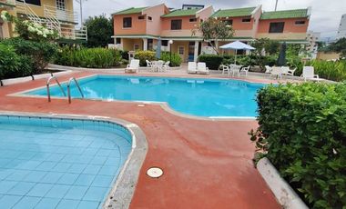 VENTA HOSTERÍA SECTOR TONSUPA - ESMERALDAS