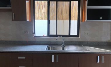 5 Bedroom House and Lot for Lease in Merville Park, Parañaque City