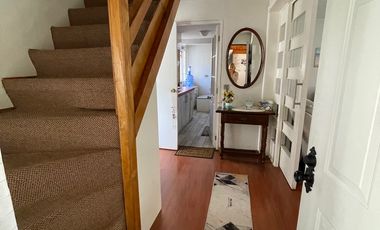 Hermosa y Amplia Casa, 4 Dormitorios / 3 Baños - Muy Soleada