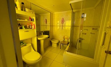 Hermosa y Amplia Casa, 4 Dormitorios / 3 Baños - Muy Soleada