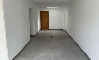 LINDA CASA DE VENTA CERCA DE HILACRIL PLAZA TUMBACO!!  A ESTRENAR!!