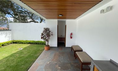 LINDA CASA DE VENTA CERCA DE HILACRIL PLAZA TUMBACO!!  A ESTRENAR!!