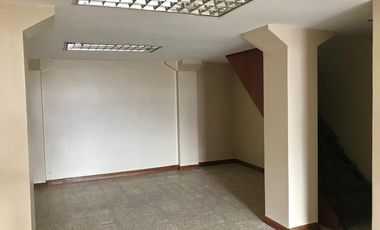 Alquiler de Local Comercial en Kennedy, 64 m2, 1 parqueo.