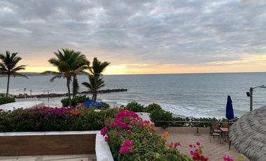 departamento con vista al mar de venta en Manta