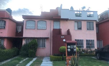 Casa en fraccionamiento en Arboledas de San Miguel, Cuautitlán Izcalli