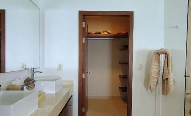 D203 Departamento Residencial en Venta 5 recámaras Ixtapa Contramar Palmetto