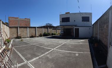 CASA GRANDE EN VENTA - JARIPEO - SALIDA A MIL CUMBRES