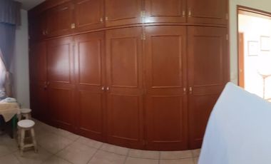 CASA GRANDE EN VENTA - JARIPEO - SALIDA A MIL CUMBRES