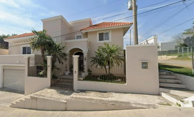 CASA EN REMATE EN EL CHARRO TAMPICO