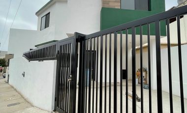 Se vende casa nueva en Valle Dorado en Ensenada
