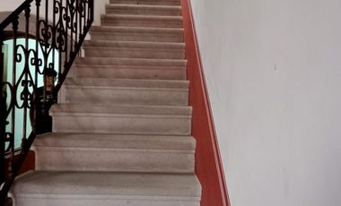 CASA 3 RECAMARAS EN CENTRO DE PATZCUARO, MEDIA CUADRA DE LA PLAZA PRINCIPAL VASCO DE QUIROGA