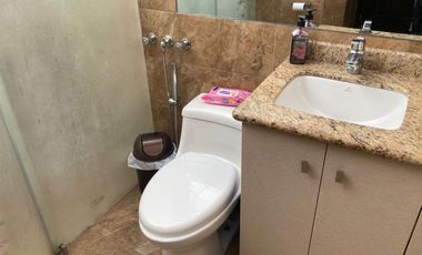 CASA DE VENTA EN EL BOSQUE: UBICACIÓN ESTRATÉGICA, PARA USO COMERCIAL O RESIDENCIAL 340 M2, $330.000