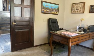 CASA DE VENTA EN EL BOSQUE: UBICACIÓN ESTRATÉGICA, PARA USO COMERCIAL O RESIDENCIAL 340 M2, $330.000