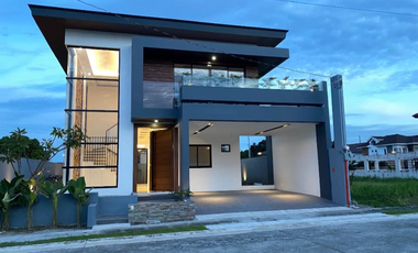 Verdana Homes Mamplasan 2-Storey High-End Single Detached House and Lot For Sale by Alveo Land