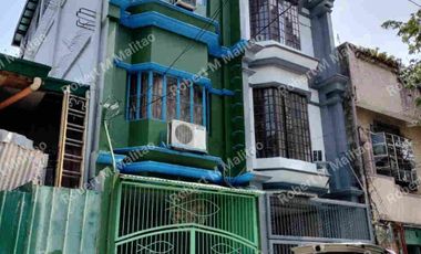 Cheap 3 storey Modern Design Townhouse for Sale in San Andres  Bukid, Manila near Skyway