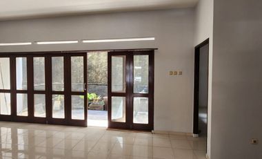 Rent For House At Ciracas Jakarta Timur
