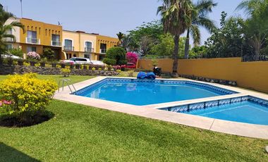CASA EN TEZOYUCA EMILIANO ZAPATA MORELOS ESQUINA CON TERRENO AL SUR DE CUERNAVACA