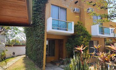 CASA EN TEZOYUCA EMILIANO ZAPATA MORELOS ESQUINA CON TERRENO AL SUR DE CUERNAVACA