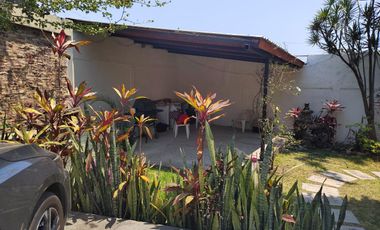 CASA EN TEZOYUCA EMILIANO ZAPATA MORELOS ESQUINA CON TERRENO AL SUR DE CUERNAVACA