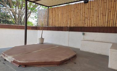 CASA EN TEZOYUCA EMILIANO ZAPATA MORELOS ESQUINA CON TERRENO AL SUR DE CUERNAVACA